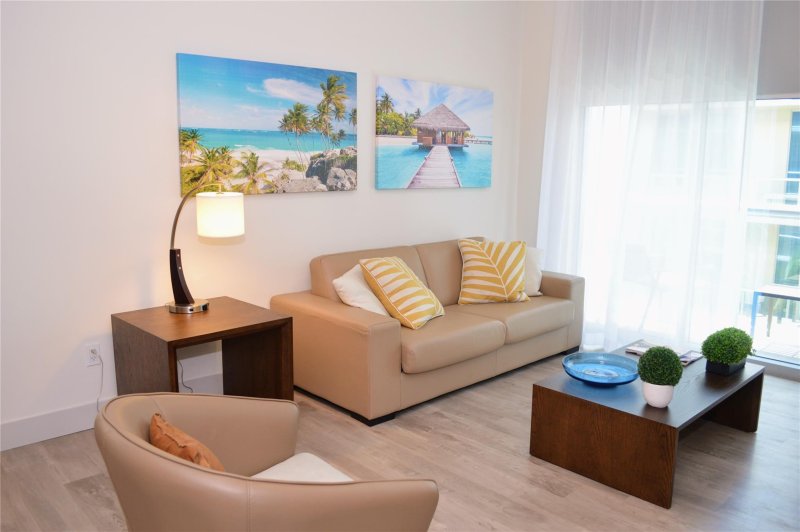 Condo for sale at Costa Hollywood N522
