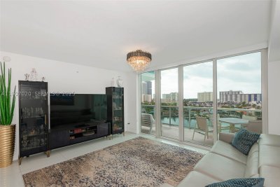 Comprar apartamento no 400 Sunny Isles 906