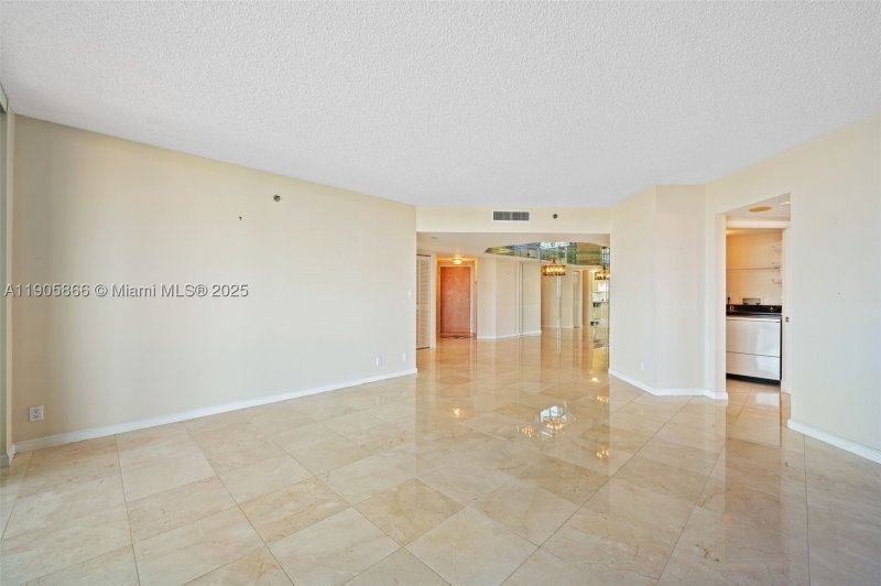 Condo for sale at Harbor Tower at Waterways 602