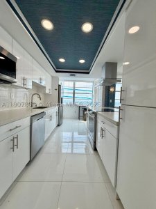 Comprar apartamento no Del Prado South Tower 1604