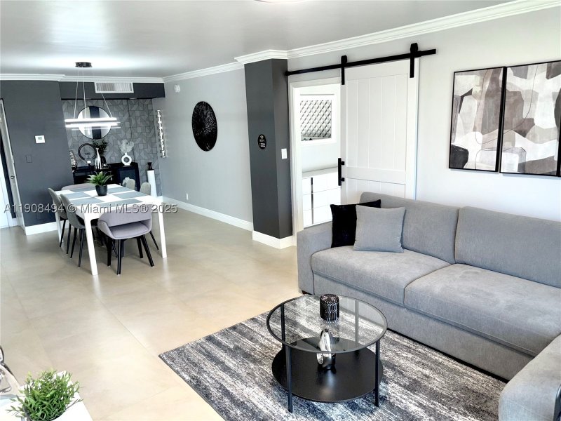 Condo for sale at Biscaya 501