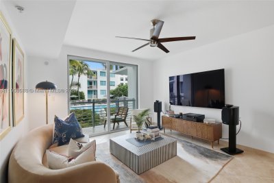 Cosmopolitan Apt #2420