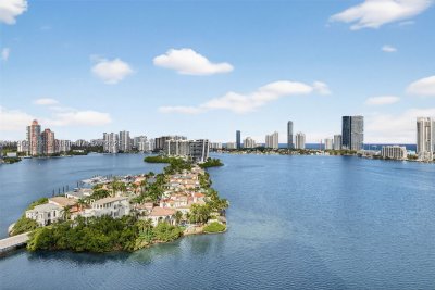 Comprar apartamento no 3000 Williams Island 1904