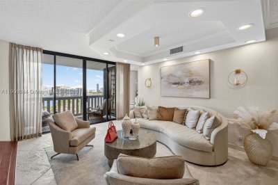 Comprar apartamento no 3000 Williams Island 1904