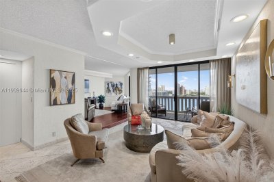 Comprar apartamento no 3000 Williams Island 1904