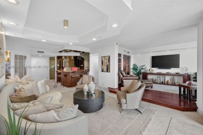 Comprar apartamento no 3000 Williams Island 1904
