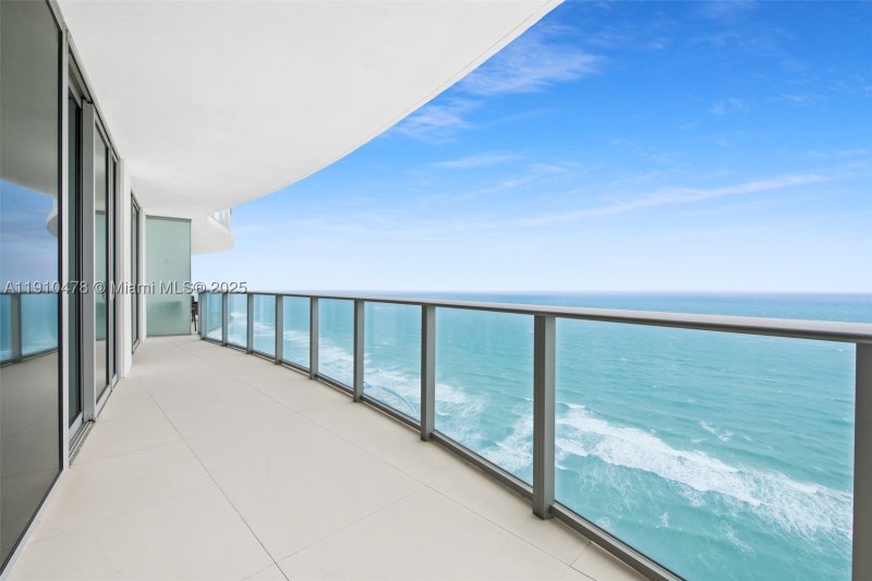 Apartment for rent at Hyde Beach Resort Hollywood 3001