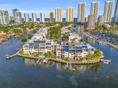 Comprar apartamento en Poinciana Island 1130
