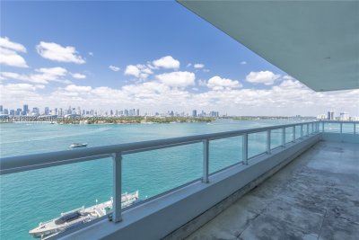 Aluguel de apartamento no Bentley Bay South 1102