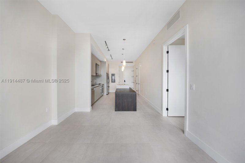 Condo for sale at Ten30 306