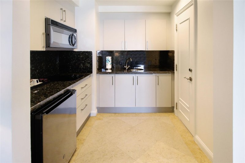 Condo for sale at The Atlantic Hotel 1015