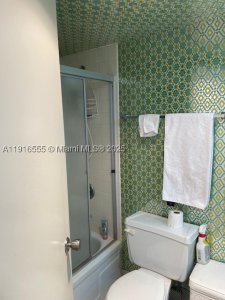 Comprar apartamento en Winston Towers 1605