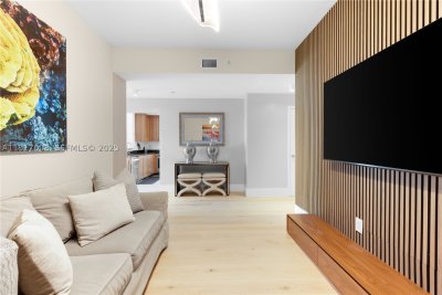 Aventura Marina Apt #909