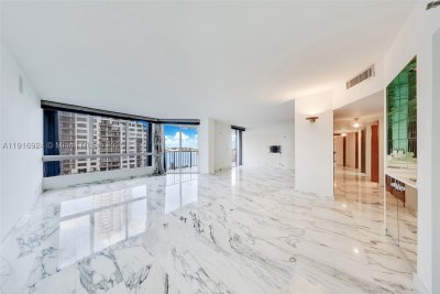 Comprar apartamento en Brickell Key One A1104