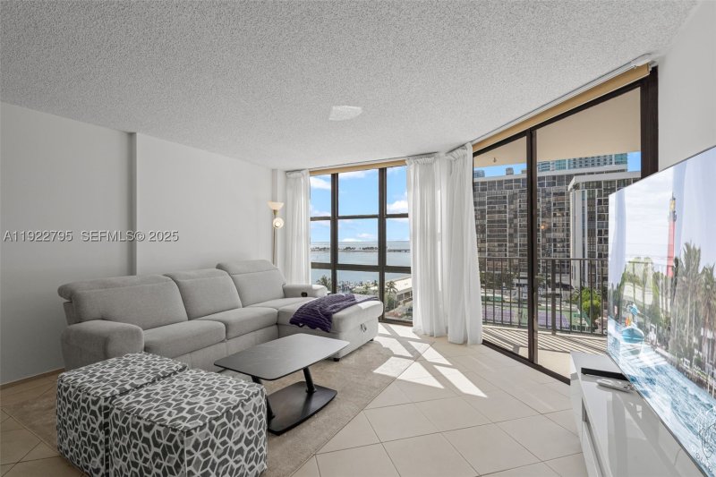 Comprar apartamento en Brickell Place III A1013