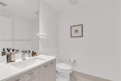 Comprar apartamento no Brickell Heights West 2610