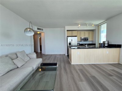 Comprar apartamento no Axis on Brickell South Tower 1701-S