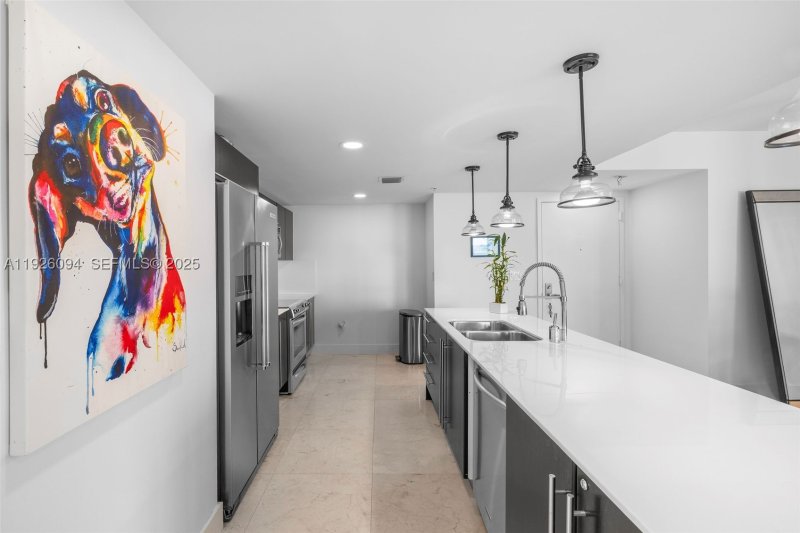 Condo for sale at Onyx On The Bay 1801