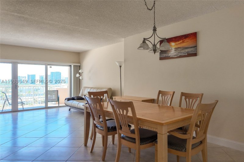 Alquiler de apartamento en The Hemispheres 11N