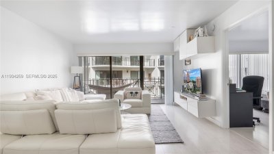Tradewinds by the Sea Apt #404