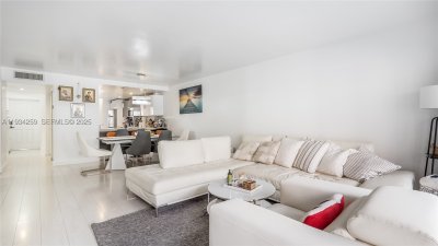 Comprar apartamento en Tradewinds by the Sea 404