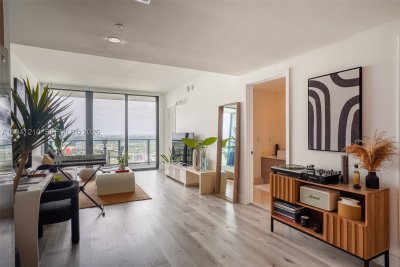 Comprar apartamento no Hyde Midtown 2711