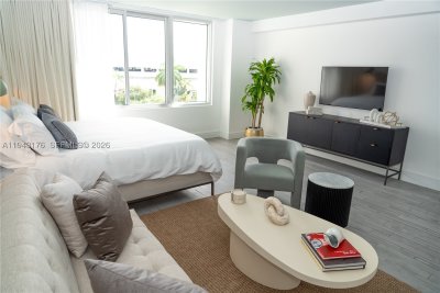 Aluguel de apartamento no 1100 West Condo (Mondrian located) 415