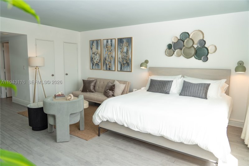 Alquiler de apartamento en 1100 West Condo (Mondrian located) 415