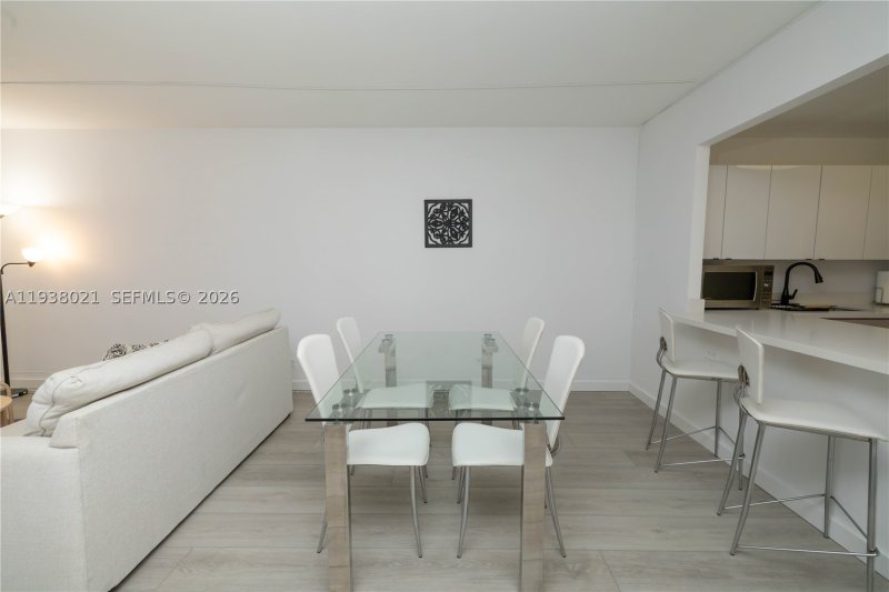 Comprar apartamento en Roney Palace 423