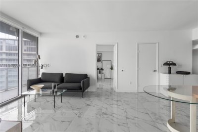 Comprar apartamento no Icon Brickell Tower I 5505