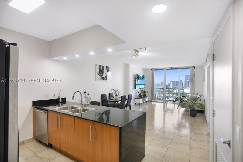 Condo for sale at Opera Tower 3210