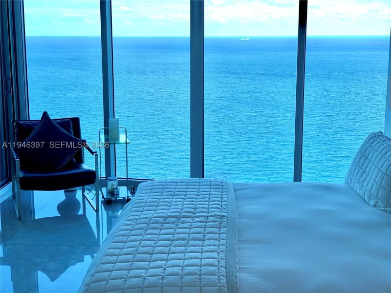 Comprar apartamento en Jade Beach 3808