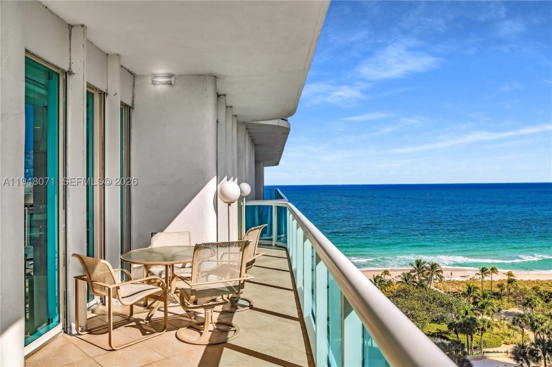 Comprar apartamento en The Palace 11D +Cabana