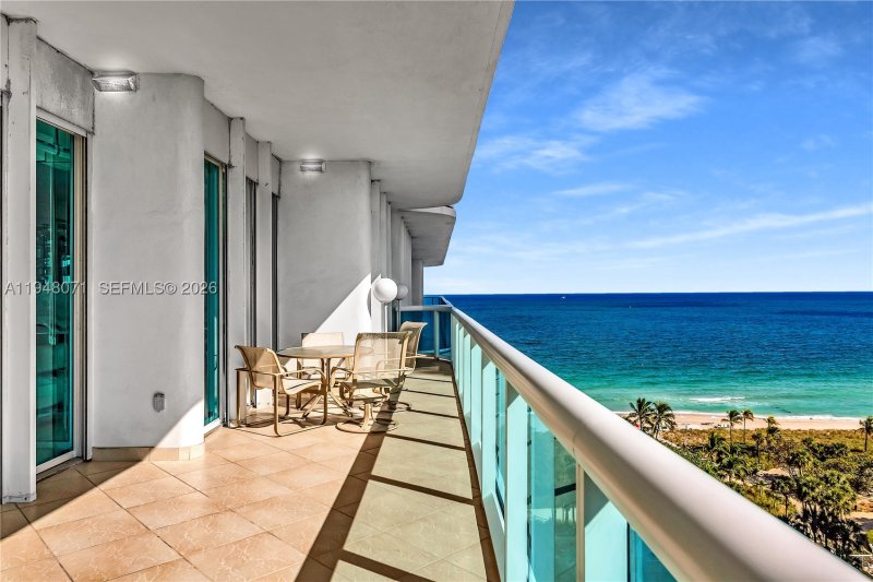 Comprar apartamento en The Palace 11D +Cabana