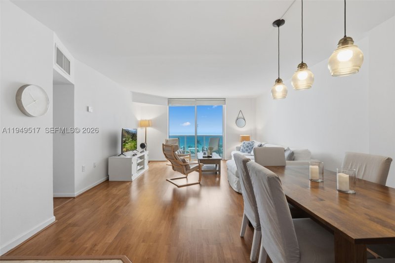Comprar apartamento en Harbour House 718