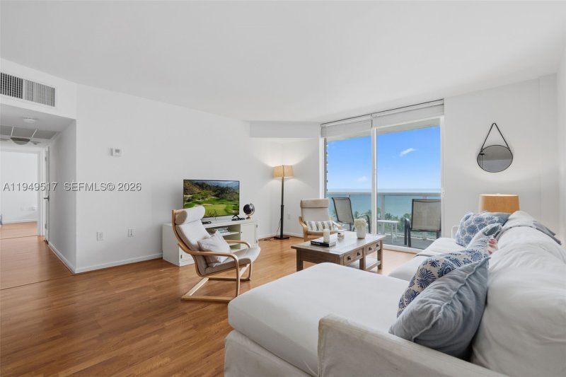 Comprar apartamento en Harbour House 718
