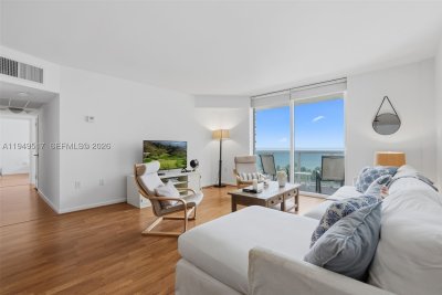 Comprar apartamento en Harbour House 718