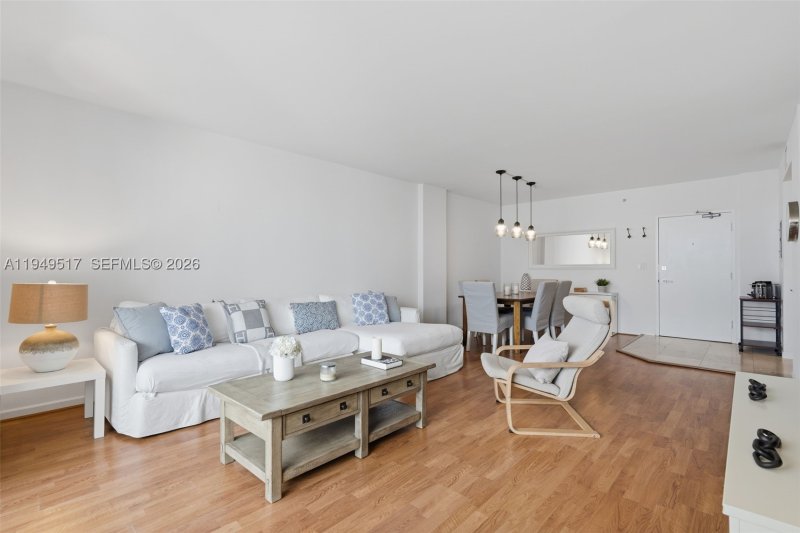 Comprar apartamento en Harbour House 718