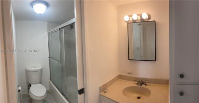 Comprar apartamento en Plaza of the Americas 603