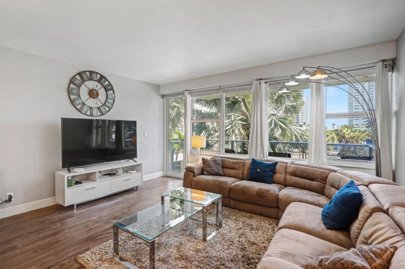 Condo for sale at Coral Ridge Towers South 314