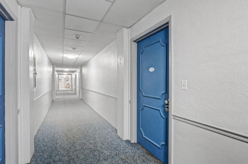 Condo for sale at Coral Ridge Towers South 314