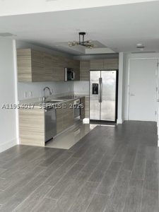 Comprar apartamento no Hyde Midtown 2110