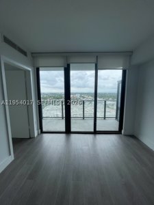 Comprar apartamento no Hyde Midtown 2110