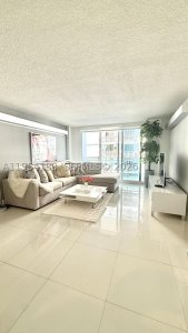 Aluguel de apartamento no The Collins Condo 1206