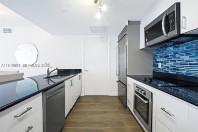 Comprar apartamento no 50 Biscayne 3904
