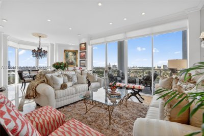 Comprar apartamento en Harbor Tower at Waterways PH2