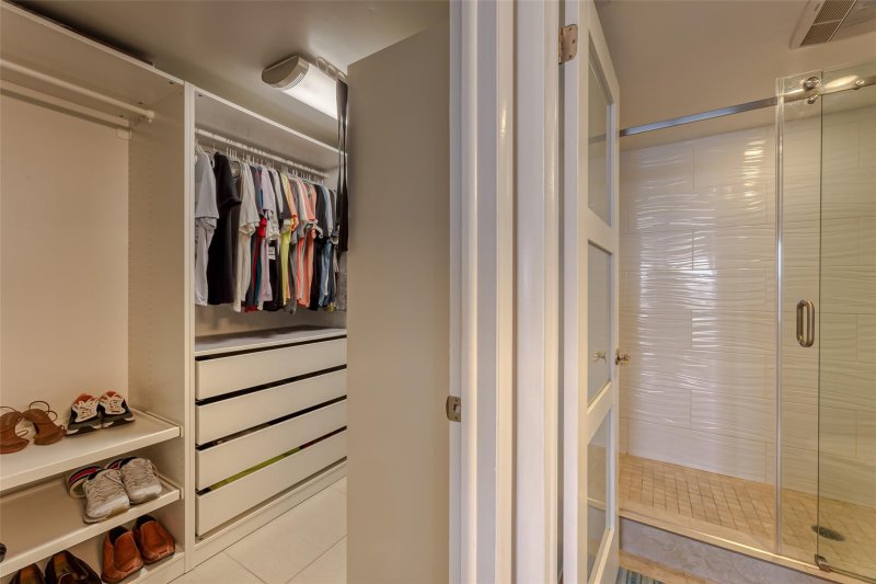 Apartment for rent at Playa Del Mar 712