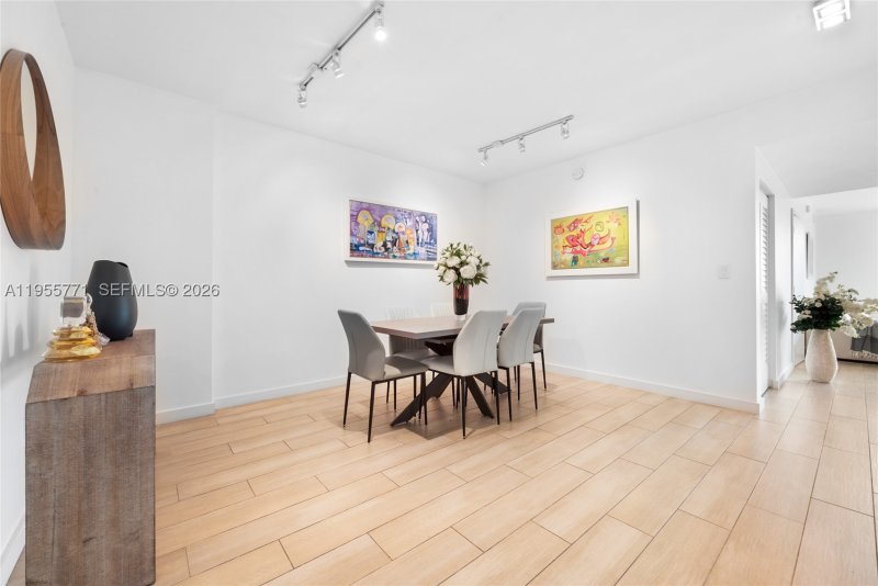 Comprar apartamento en Le Parc at Brickell 707