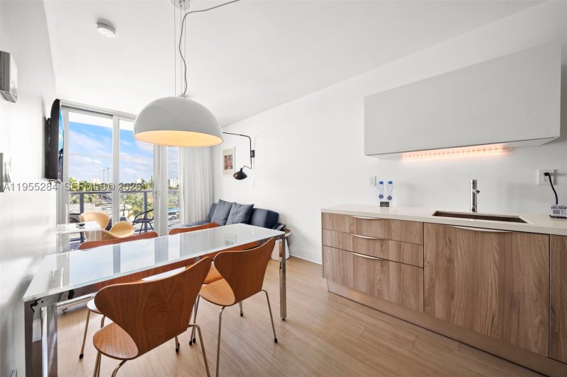 Condo for sale at 1215 on West 408
