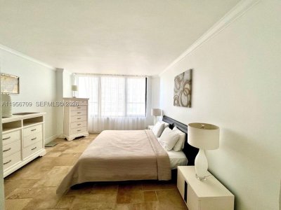 Aluguel de apartamento no Alexander Towers 619